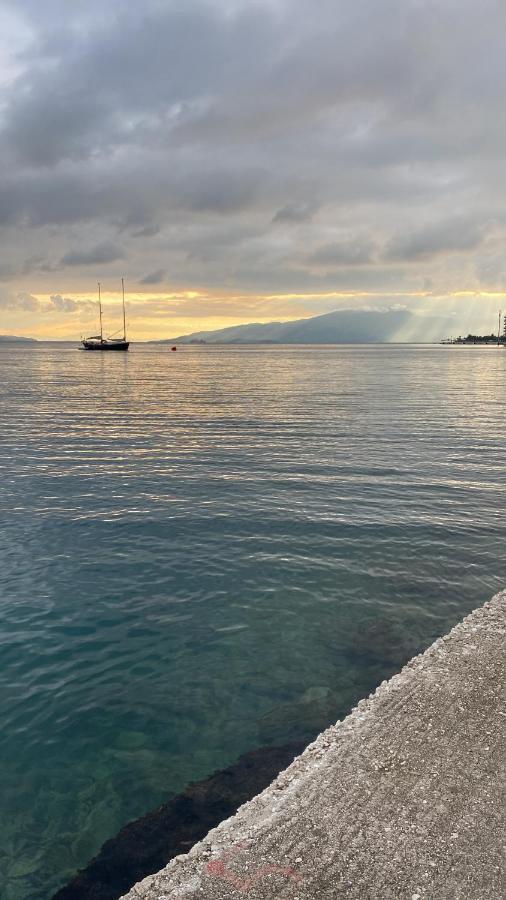 Blue Breeze Attic Apartments Saranda Dış mekan fotoğraf