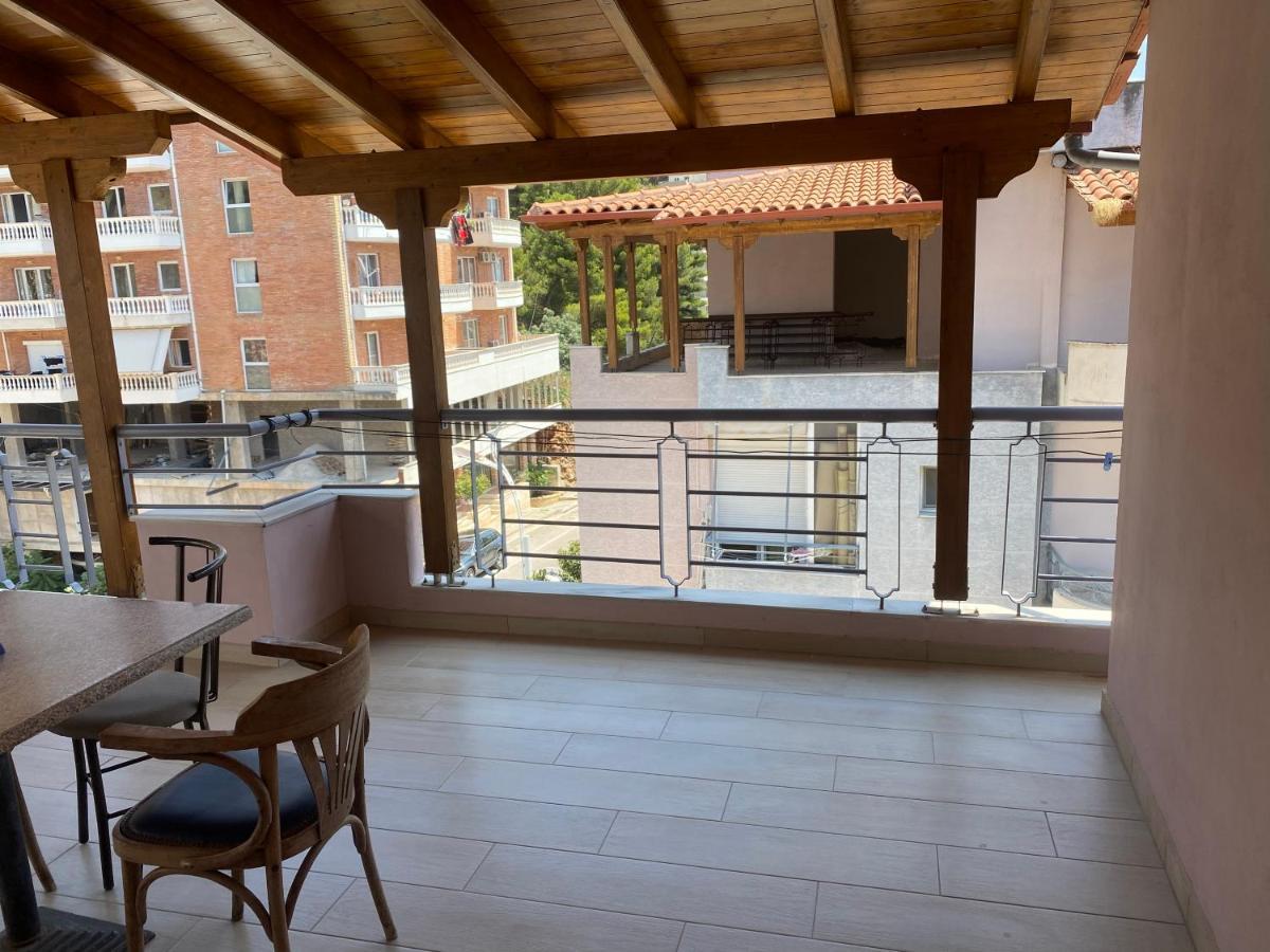 Blue Breeze Attic Apartments Saranda Dış mekan fotoğraf